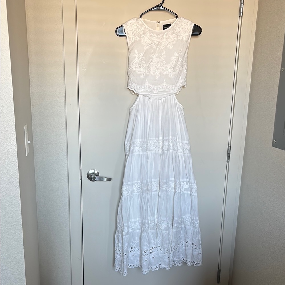 Bardot White Sleeveless Backless Sundress
Zimmerman style